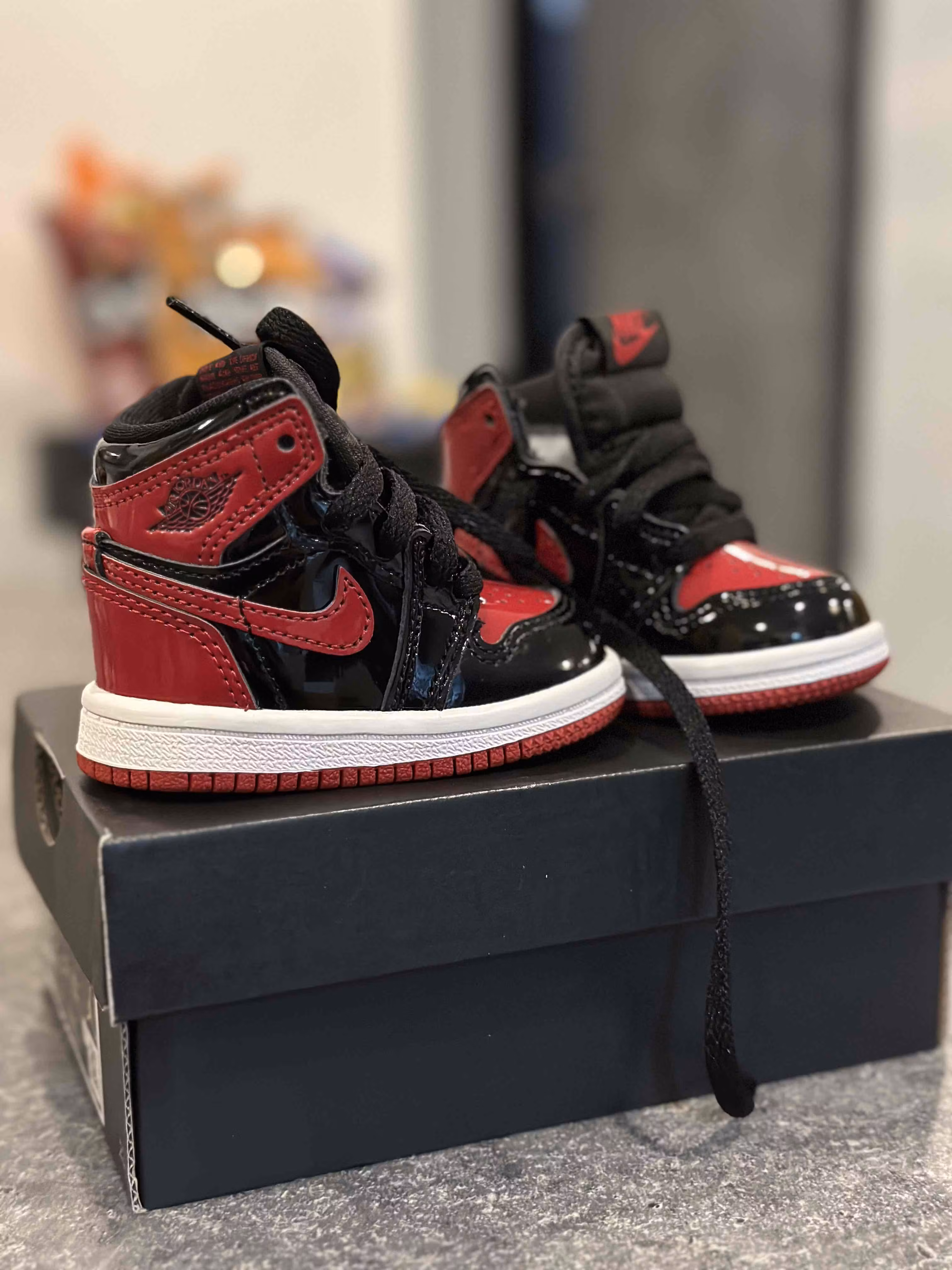 (Toddler) Air Jordan 1 Retro High OG 'Patent Bred' AQ2665-063 (Toddler) Air Jordan 1 Retro High OG 'Patent Bred' AQ2665-063